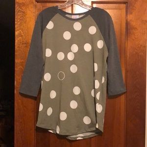 2 for $10 Item... LulaRoe Top